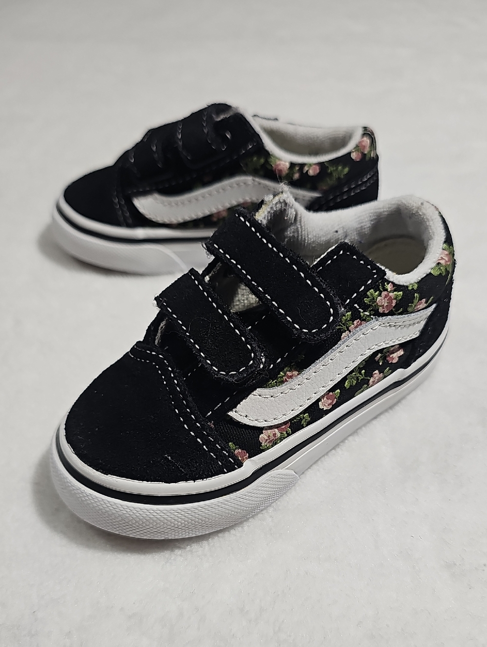 Vans Old Skool V Toddler Shoes Size 5 Black Floral Suede Canvas Low Top Sneakers